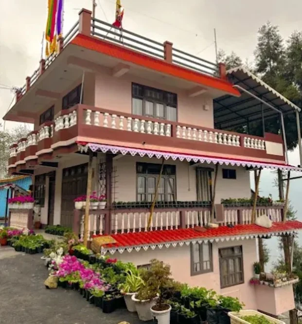 WHISPER Rimbick Homestay | 60 km from Darjeeling