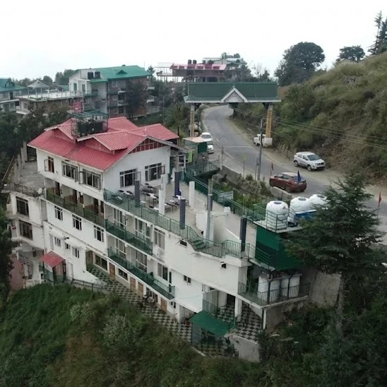WHISPER Naldehra Homestay