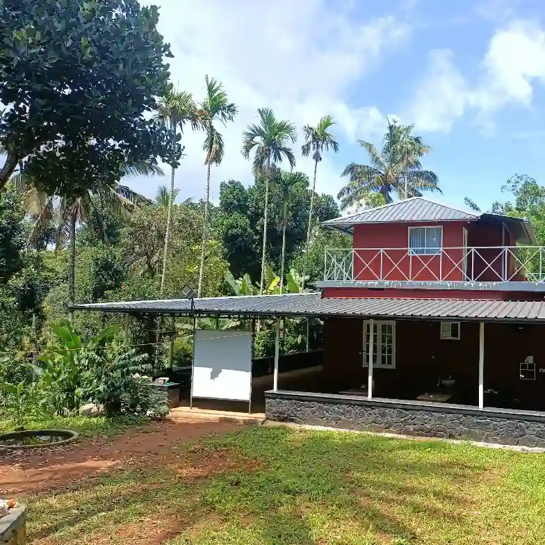 WHISPER Periya Homestay | 20 km from Mananthavady